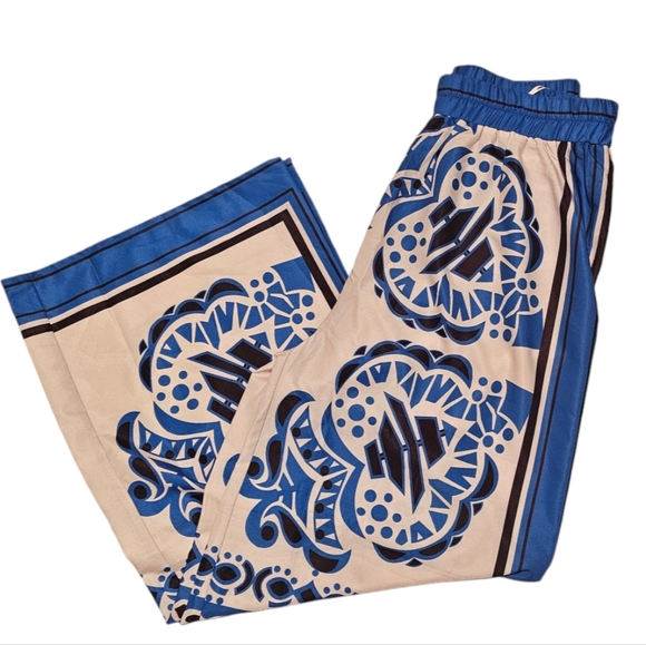 Sweet Rain Abstract Two-piece Wide leg pant set size M NWT - Picture 5 of 8